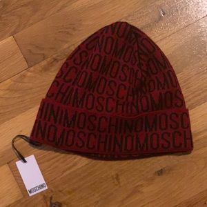 Moschino winter beanie hat